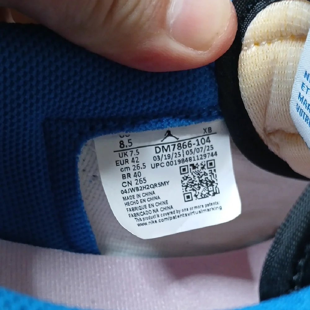 Nike Air Jordan 1 Low OG Travis Scott x Fragments - Picture 4 of 9